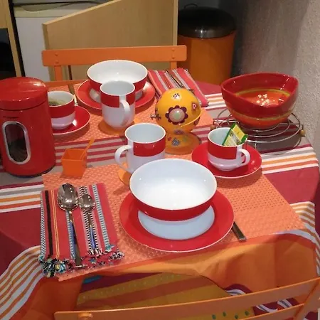 Apartment Pretty Studio, Tv, Wifi, Portable Aircon! Collioure