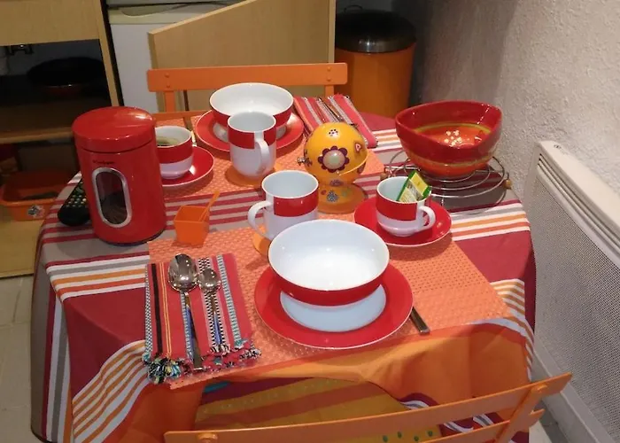 Lejlighed Pretty Studio, Tv, Wifi, Portable Aircon! Collioure